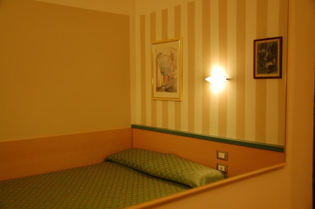 Hotel Belie San Martino di Lupari Chambre photo